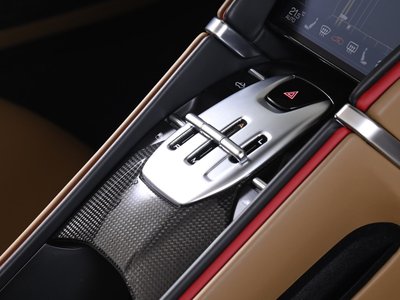 صورة 30 لـ 2024 Ferrari ROMA SPIDER