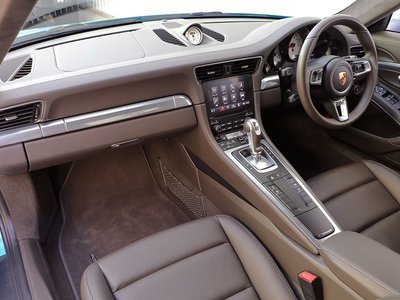 صورة مصغرة 19 لـ 2018 Porsche 911