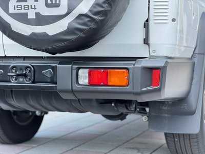 2025 Toyota LAND CRUISER 70 thumbnail 37