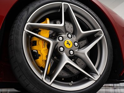 2022 Ferrari F8 SPIDER — фото 3