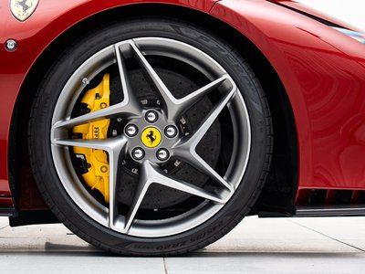 2022 Ferrari F8 SPIDER — фото 11