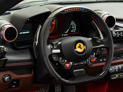 2022 Ferrari F8 SPIDER — фото 4