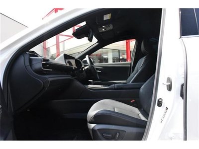 صورة 28 لـ 2023 Toyota CROWN CROSSOVER