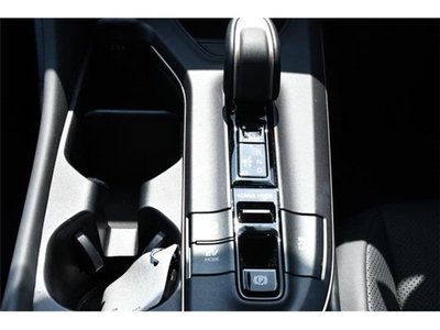 صورة 37 لـ 2023 Toyota CROWN CROSSOVER