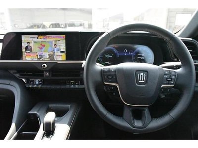 صورة 31 لـ 2023 Toyota CROWN CROSSOVER