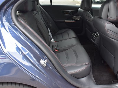 2025 Mercedes-BENZ C-CLASS AMG 照片 14