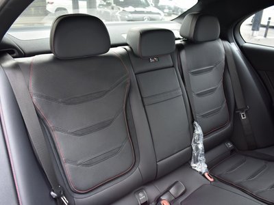 2025 Mercedes-BENZ C-CLASS AMG 照片 15