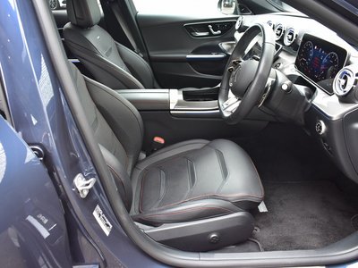 2025 Mercedes-BENZ C-CLASS AMG 照片 12