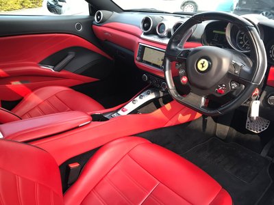2017 Ferrari CALIFORNIA T — фото 5