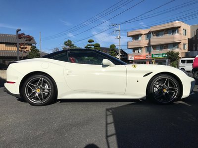 2017 Ferrari CALIFORNIA T — фото 16