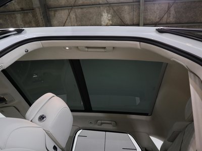 2023 Bentley BENTAYGA thumbnail 4