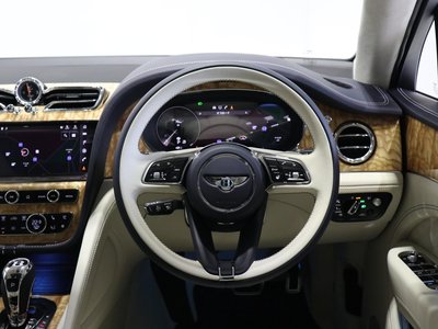 2023 Bentley BENTAYGA thumbnail 21