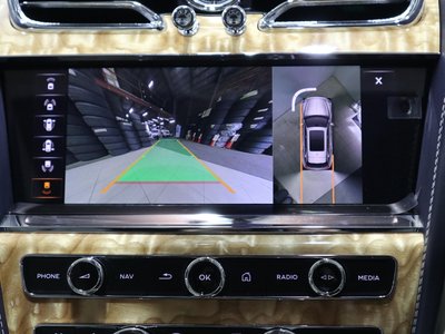 2023 Bentley BENTAYGA thumbnail 30