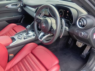صورة 23 لـ 2023 ALFA Romeo JULIA