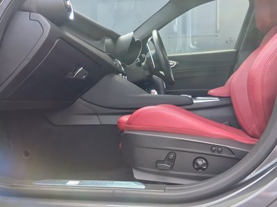 صورة 34 لـ 2023 ALFA Romeo JULIA