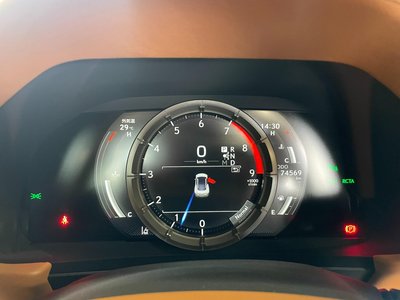 صورة 43 لـ 2017 Lexus LC