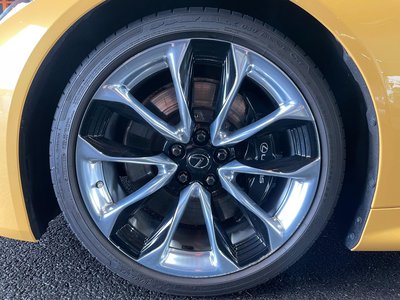 صورة 58 لـ 2017 Lexus LC
