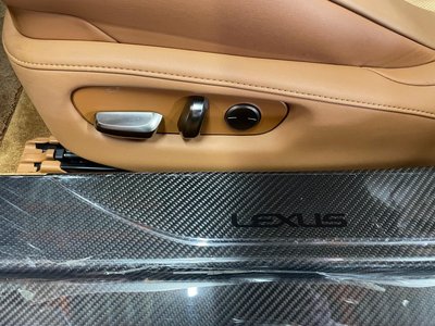 صورة 36 لـ 2017 Lexus LC