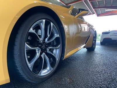 صورة 13 لـ 2017 Lexus LC