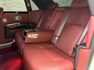 2011 ROLLS-ROYCE GHOST photo 29