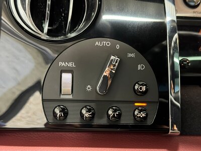 2011 ROLLS-ROYCE GHOST photo 105