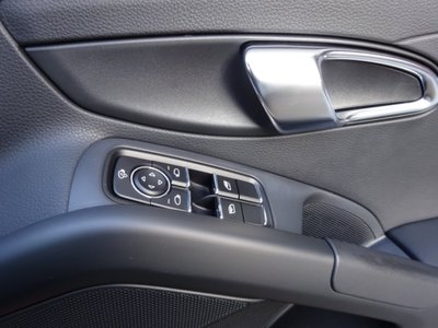 2013 Porsche BOXSTER thumbnail 25