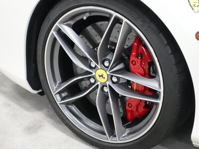 2017 Ferrari 488 SPIDER — фото 14