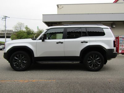 صورة 6 لـ 2024 Toyota LAND CRUISER 250