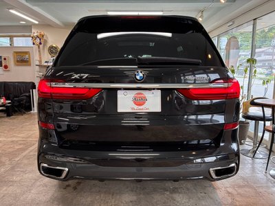 2021 BMW X7 photo 6