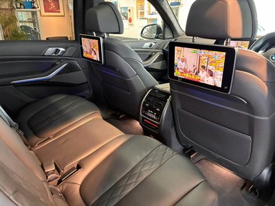2021 BMW X7 photo 15