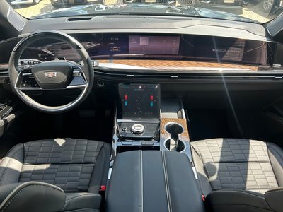 صورة مصغرة 23 لـ 2026 Cadillac ESCALADE