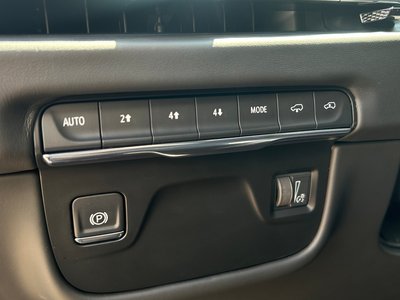 صورة مصغرة 44 لـ 2026 Cadillac ESCALADE