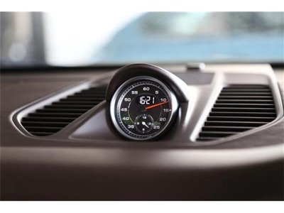 2012 Porsche 911 thumbnail 22