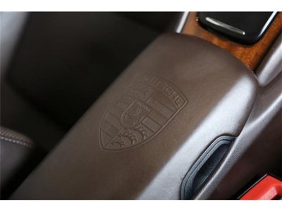2012 Porsche 911 thumbnail 24