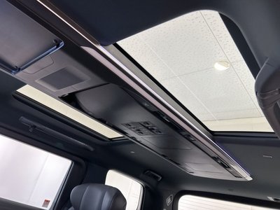 صورة 14 لـ 2025 Toyota ALPHARD