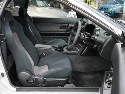 1993 Nissan SKYLINE GT-R 照片 16