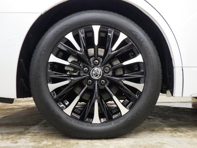 صورة 72 لـ 2025 Toyota ALPHARD
