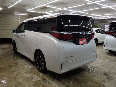 صورة 9 لـ 2025 Toyota ALPHARD