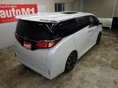 صورة 68 لـ 2025 Toyota ALPHARD