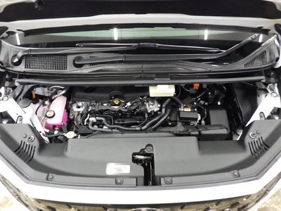 صورة 80 لـ 2025 Toyota ALPHARD