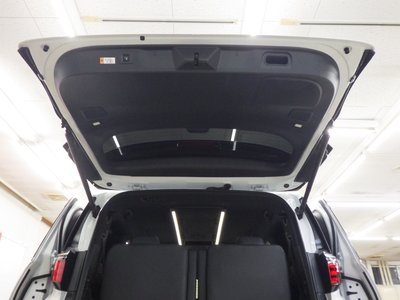 صورة 26 لـ 2025 Toyota ALPHARD