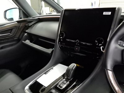 صورة 34 لـ 2025 Toyota ALPHARD