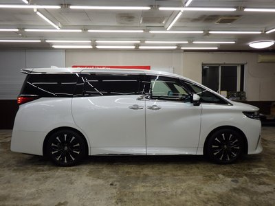 صورة 71 لـ 2025 Toyota ALPHARD