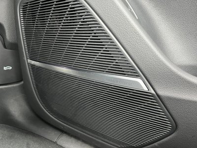 2021 AUDI Q8 thumbnail 30