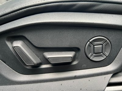 2021 AUDI Q8 thumbnail 36