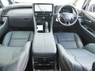 2025 Toyota ALPHARD 照片 26