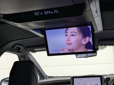 صورة 72 لـ 2024 Toyota ALPHARD