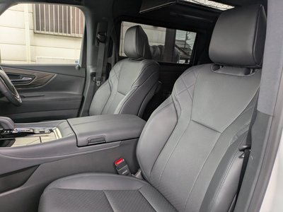 صورة 47 لـ 2024 Toyota ALPHARD