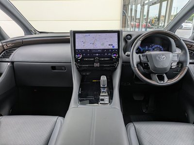 صورة 2 لـ 2024 Toyota ALPHARD
