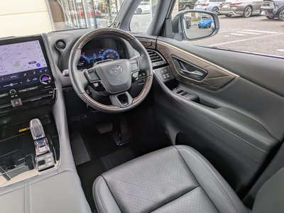 صورة 15 لـ 2024 Toyota ALPHARD